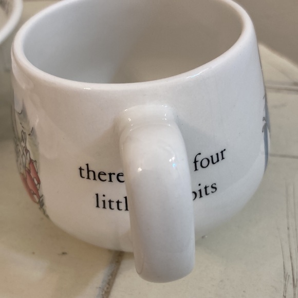 Wedge wood Peter Rabbit set mug & bowl - Picture 9 of 15